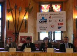 Panel of Speakers, with Dy Minister of Trade to extreme left